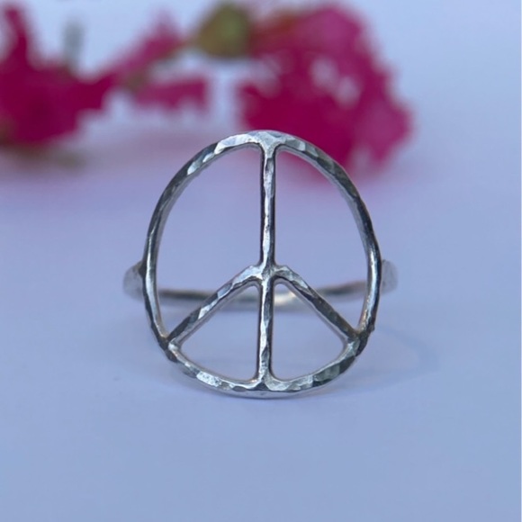Sterling silver Peace sign ring, handmade ring, made to order - Picture 4 of 7